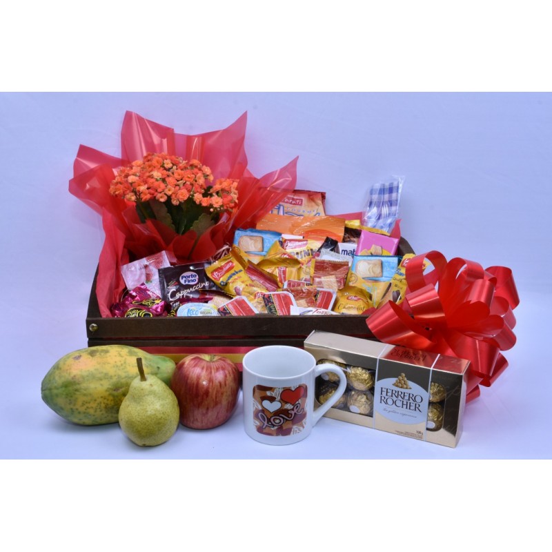 Cesta de Café Standart + Frutas + Caneca + Ferrero